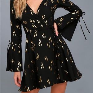 Lulus Radiant Love Black and Gold Wrap Dress